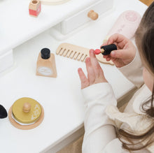 Load image into Gallery viewer, Le Toy Van - Vanity Star Beauty Kit