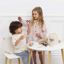 Load image into Gallery viewer, Le Toy Van - Hairdresser & Barber Kit