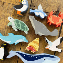 Load image into Gallery viewer, Tenderleaf Coastal Animals Shelf Set