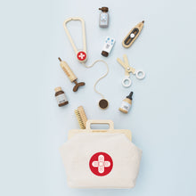 Load image into Gallery viewer, Le Toy Van  - Animal Vet Set

